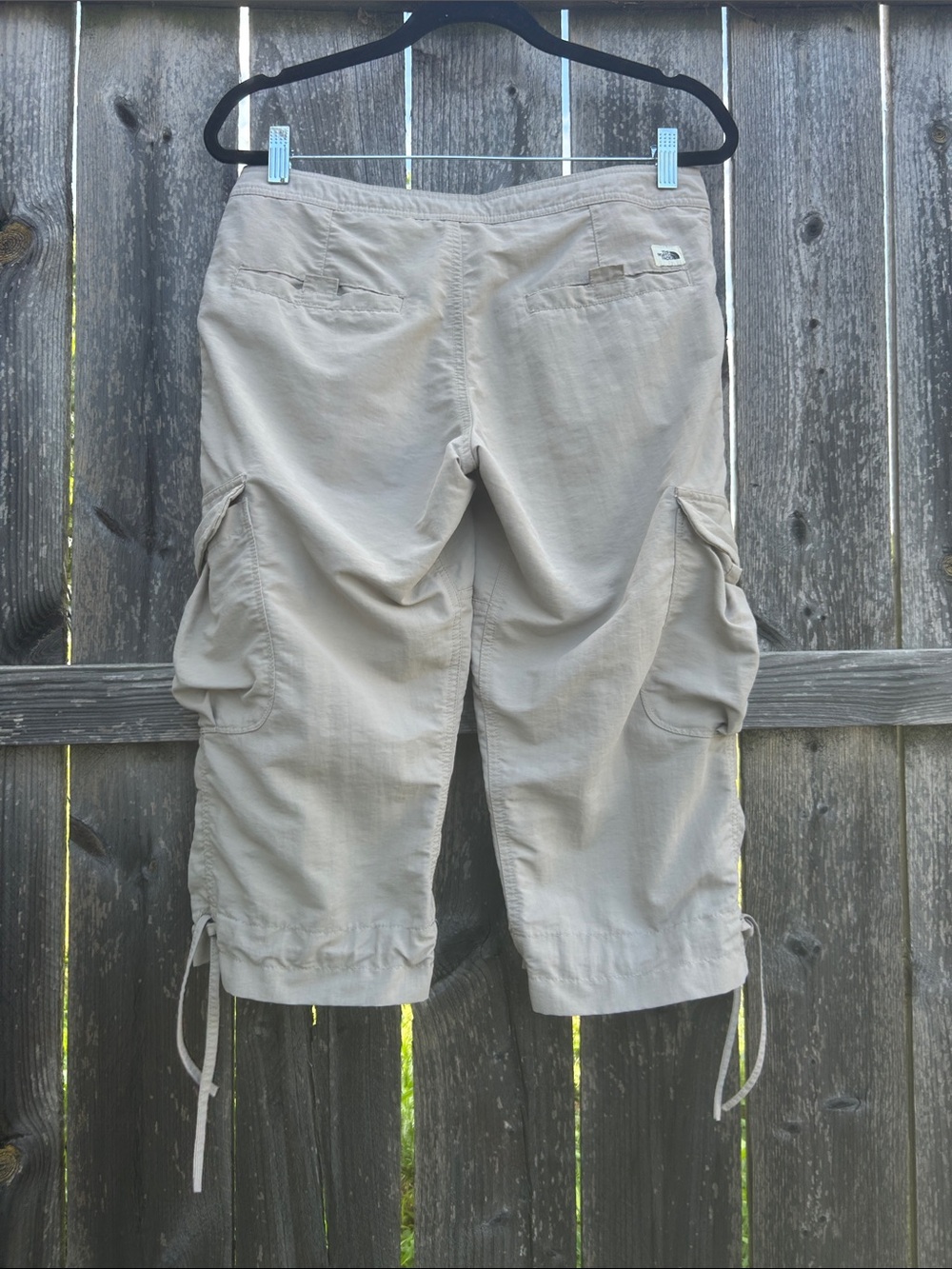 The North Face Women's Size 6 Cargo Capri Pants